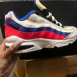 Nike Air Max 95s 4Y
